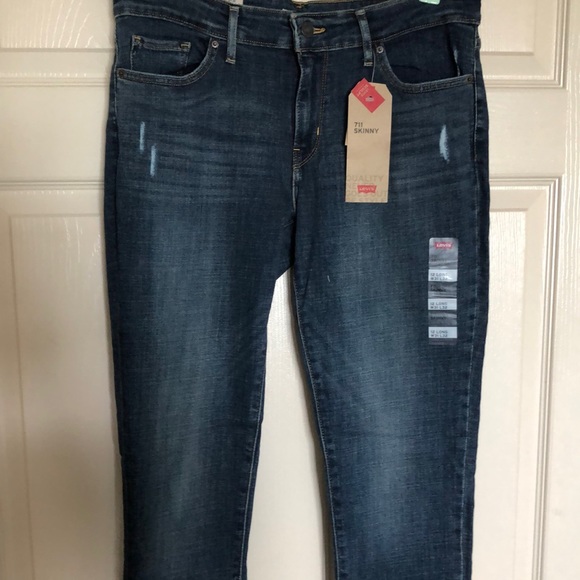Levi 711 Skinny Jean Size 31 Long - Picture 3 of 6